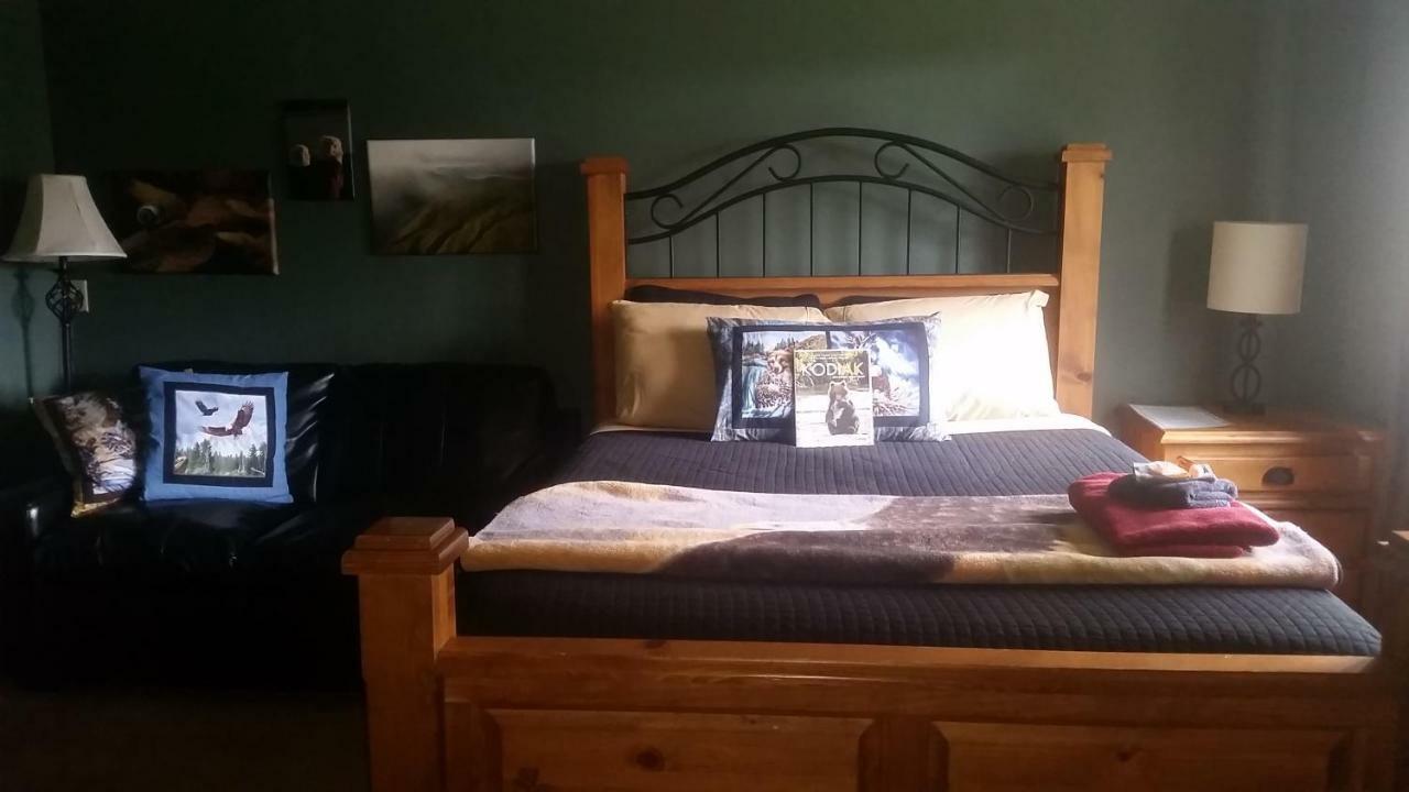 Kodiak Russian River Lodge エクステリア 写真