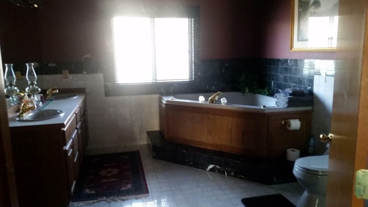 Kodiak Russian River Lodge エクステリア 写真